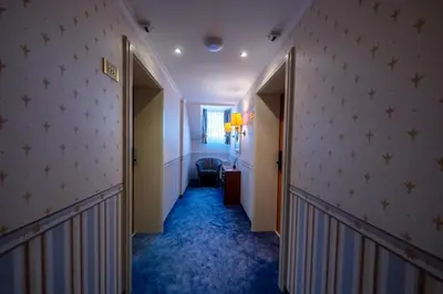 Grundriss der Unterkunft HAUS AM SEE Lakefront Rooms on Lake Thun SELF CHECK-IN Digital Reception