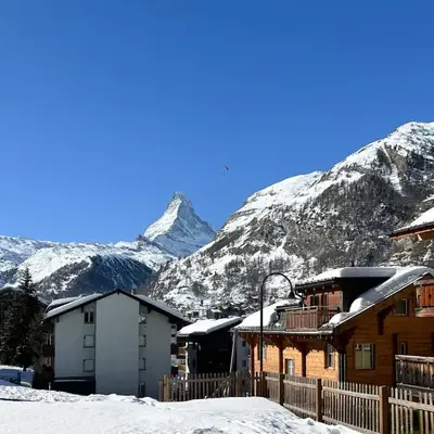 Flat with magnificent views of the Matterhorn