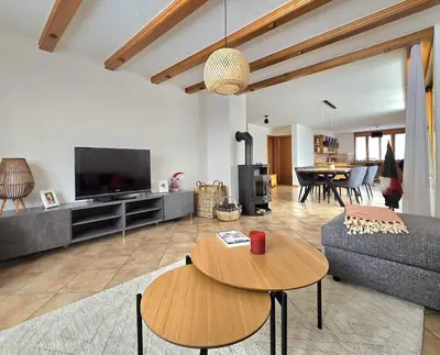 TV/Unterhaltungsangebot in der Unterkunft Appartement Tsandelanne avec terrasse panoramique, Val d'Hérens