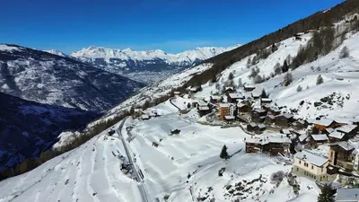 Appartement Tsandelanne avec terrasse panoramique, Val d'Hérens im Winter