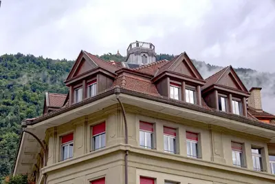 Ein allgemeiner Bergblick oder ein Berglick von der Ferienwohnung aus