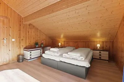 Ein Bett oder Betten in einem Zimmer der Unterkunft Bel appartement alpin à 5 min de Saas-Fee