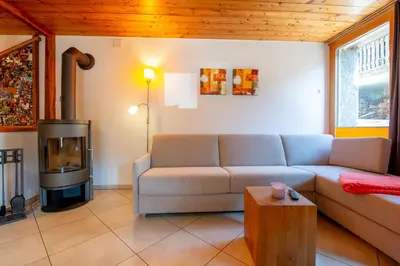 Ein Sitzbereich in der Unterkunft Fiesch, Ferienwohnung mit Aussensitzplatz