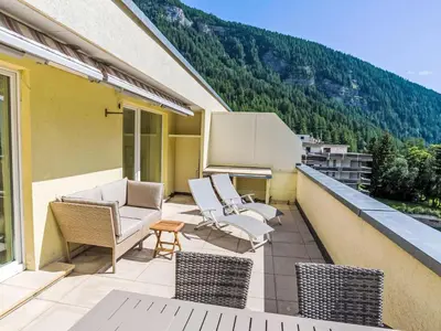 Ein allgemeiner Bergblick oder ein Berglick von der Ferienwohnung aus