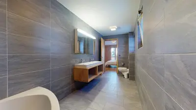 Ein Badezimmer in der Unterkunft Les Mayens MB 001 - LUXURY apartment 8 pers