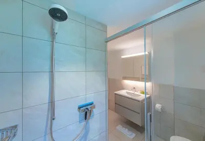 Ein Badezimmer in der Unterkunft Chalet Rubi
