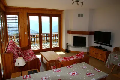 TV/Unterhaltungsangebot in der Unterkunft Balcons du Soleil Y3 322 -QUIET apartment 4 pers