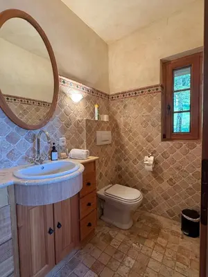 Ein Badezimmer in der Unterkunft Chalet des Reines - Luxe discret, vue imprenable, calme absolue