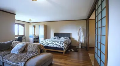 Ein Sitzbereich in der Unterkunft Chalet des Reines - Luxe discret, vue imprenable, calme absolue