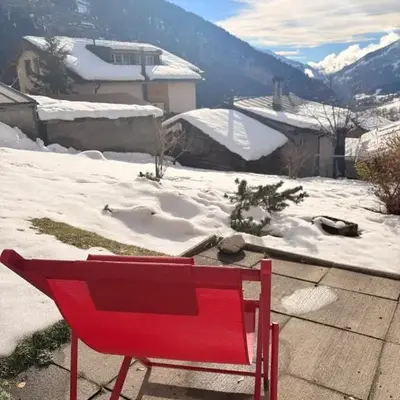 Ambiente Appartement C2 - moderne Ferienwohnung mit Terrasse in Leukerbad