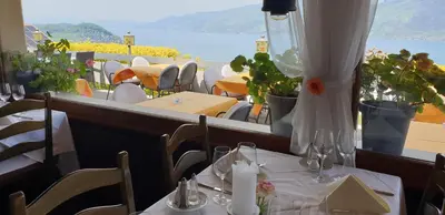 Ein allgemeiner Bergblick oder ein Berglick von des Hotels aus