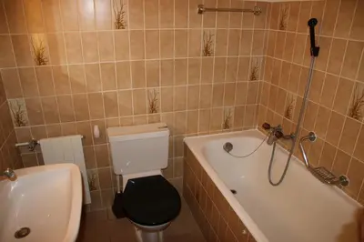 Ein Badezimmer in der Unterkunft Mayens de l Ours DZ 131 - MOUNTAIN apartment 6 per