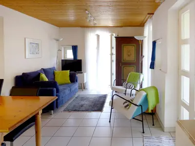 Ein Sitzbereich in der Unterkunft Apartment Wychel by Interhome