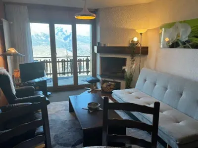 Ein Sitzbereich in der Unterkunft Melezes K 021 - SKI & NATURE apartment 6 pers