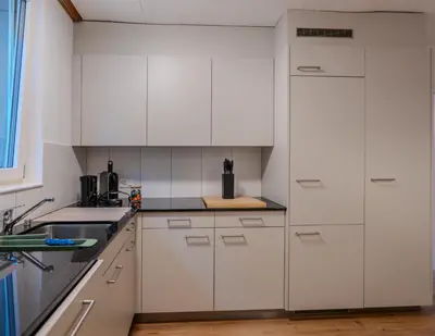 Küche/Küchenzeile in der Unterkunft Spacious, stylish & central apartment, Great excursions in surrounding area