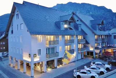Ein allgemeiner Bergblick oder ein Berglick von der Ferienwohnung aus