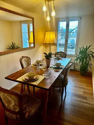 Ein Sitzbereich in der Unterkunft Cozy City Nest