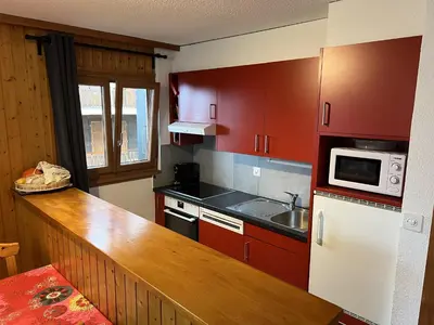 Küche/Küchenzeile in der Unterkunft Melezes K 010 - SKI & NATURE apartment 6 pers