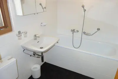 Ein Badezimmer in der Unterkunft Melezes K 020 - SKI & NATURE apartment 4 pers