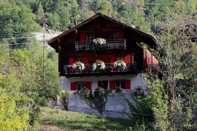 Das Gebäude in dem sich die Ferienwohnung befindet