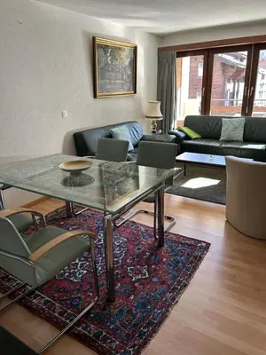 Ein Sitzbereich in der Unterkunft Haus Pasadena, Getwingstrasse