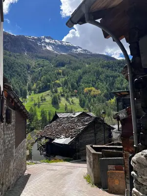 Naturlandschaft in der Nähe des Chalets