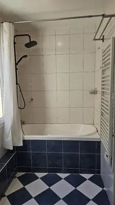Ein Badezimmer in der Unterkunft Terrasses de Valère