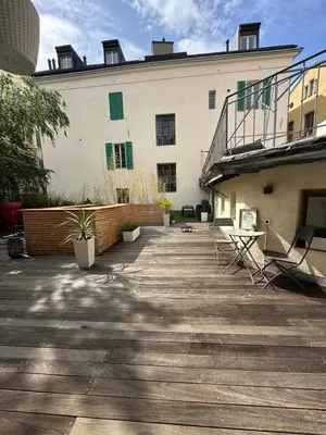Das Gebäude in dem sich die Ferienwohnung befindet