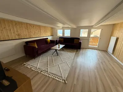 Ein Sitzbereich in der Unterkunft Charmant appartement Lens - Crans-Montana