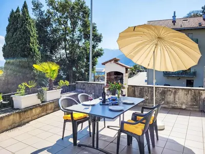 Ein Balkon oder eine Terrasse in der Unterkunft Apartment Casa Stella-3 by Interhome
