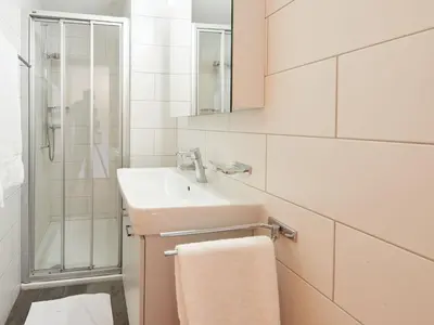 Ein Badezimmer in der Unterkunft Apartment Pinsons by Interhome