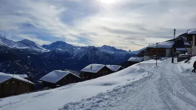 Grosszügige, charmante Wohnung in den Bergen im Winter