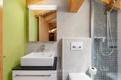 Ein Badezimmer in der Unterkunft Santa Fe l View l Duplex l By CosyHome