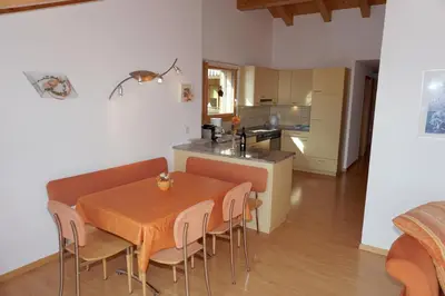 Küche/Küchenzeile in der Unterkunft Haus Alpsägu, Bettmeralp