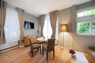 TV/Unterhaltungsangebot in der Unterkunft BetweenLakes Apartment ground fl
