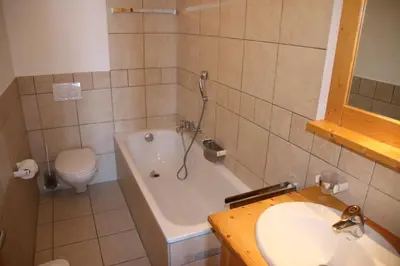 Ein Badezimmer in der Unterkunft Plein Ciel VA 012 - MOUNTAIN apartment 4 pers