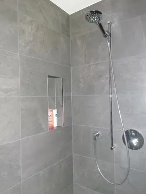 Ein Badezimmer in der Unterkunft Top neu und modern