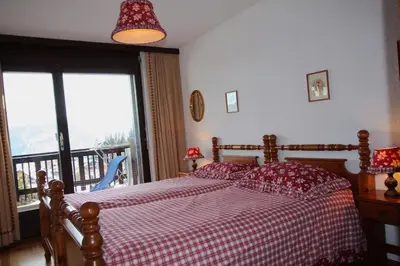 Ein Bett oder Betten in einem Zimmer der Unterkunft Mandarin A11