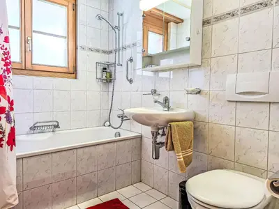 Ein Badezimmer in der Unterkunft Apartment Haus Europa by Interhome