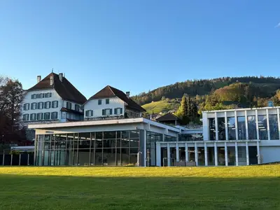 Ein allgemeiner Bergblick oder ein Berglick von der Ferienwohnung aus