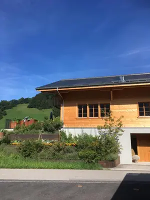 Das Gebäude in dem sich die Ferienwohnung befindet