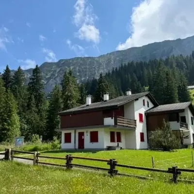 Family-Friendly Mörlialp Flat with Views