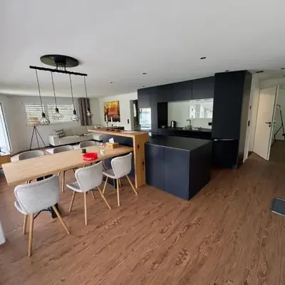 Abendrot- grosse moderne und stilvolle Ferienwohnung im Bergdorf Sörenberg