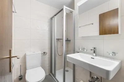 Ein Badezimmer in der Unterkunft Arnica 2 - 2 pers - piscine