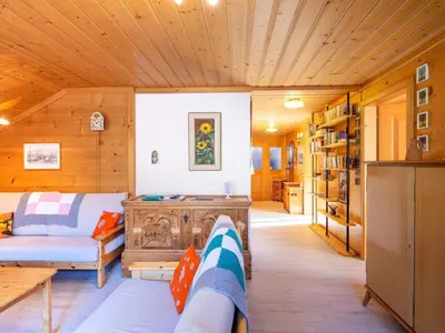 Ein Sitzbereich in der Unterkunft Apartment Berna 2- Stock by Interhome