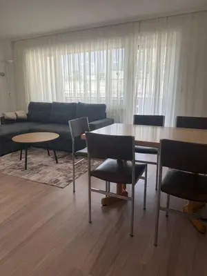 Ein Sitzbereich in der Unterkunft 2 Zimmerwohnung Haus Marmotta 26