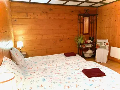 Ein Bett oder Betten in einem Zimmer der Unterkunft La Cure de Vernamiège