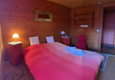 Ein Bett oder Betten in einem Zimmer der Unterkunft La Cure de Vernamiège