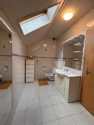 Ein Badezimmer in der Unterkunft Weisses Haus