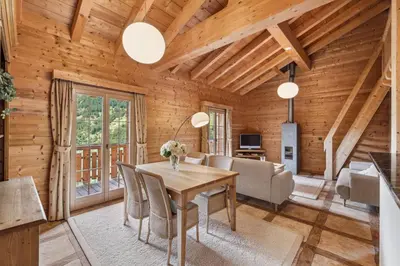 Ein Sitzbereich in der Unterkunft La Cascade - Appartement Haut Standing La Sage
